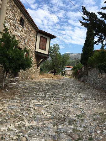 Dağüstü Köyü ve köy yaşamından görünüm